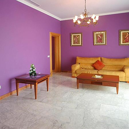 Villa With 4 Bedrooms In Las Lagunas De Mijas, With Wonderful Mountain Exterior foto